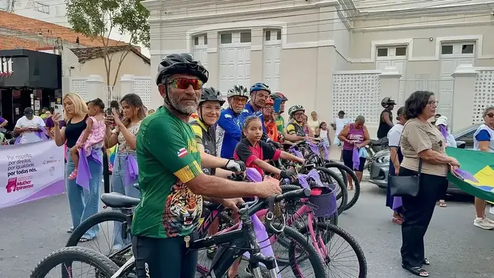 Registro 2 da Caminhada Agosto Lilás pela vida das mulheres em Ipirá