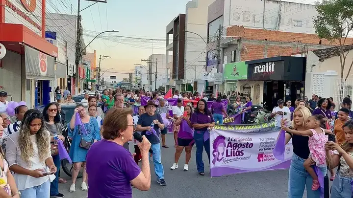 Registro 7 da Caminhada Agosto Lilás pela vida das mulheres em Ipirá