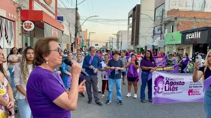 Registro 12 da Caminhada Agosto Lilás pela vida das mulheres em Ipirá