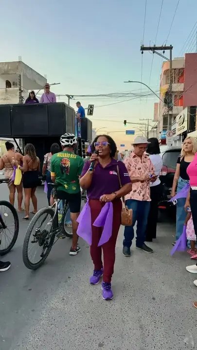 Registro 20 da Caminhada Agosto Lilás pela vida das mulheres em Ipirá