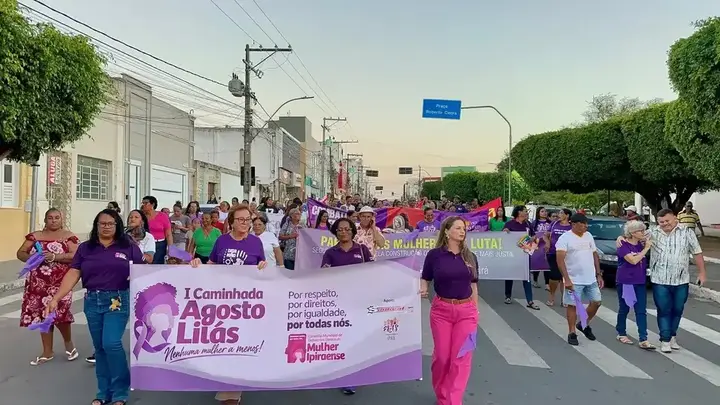 Registro 25 da Caminhada Agosto Lilás pela vida das mulheres em Ipirá