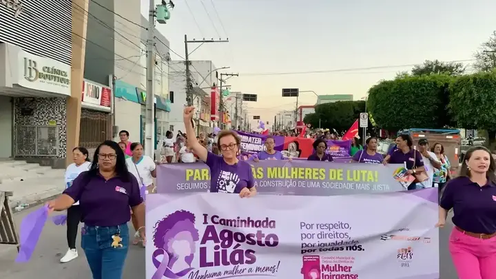 Registro 27 da Caminhada Agosto Lilás pela vida das mulheres em Ipirá