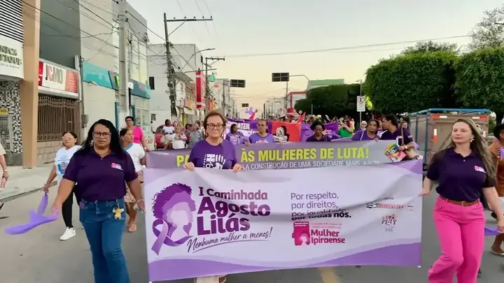 Registro 36 da Caminhada Agosto Lilás pela vida das mulheres em Ipirá