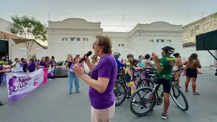 Registro 45 da Caminhada Agosto Lilás pela vida das mulheres em Ipirá