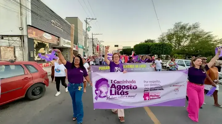 Registro 55 da Caminhada Agosto Lilás pela vida das mulheres em Ipirá