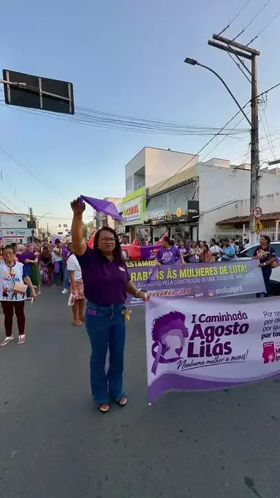 Registro 70 da Caminhada Agosto Lilás pela vida das mulheres em Ipirá