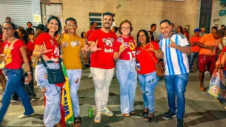 Registro 32 do Comício do 13 em Irecê