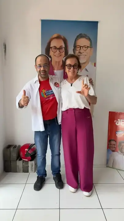 Registro 5 do comitê e da panfletagem na Feira Livre de Riachão do Jacuípe