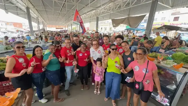 Registro 9 do comitê e da panfletagem na Feira Livre de Riachão do Jacuípe