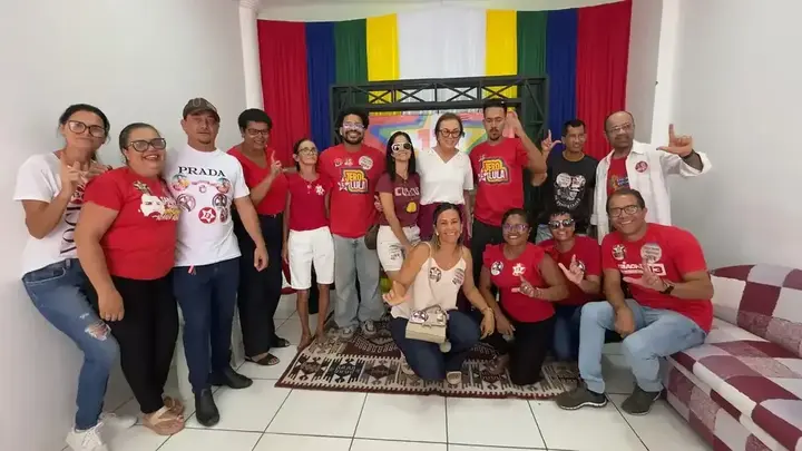 Registro 12 do comitê e da panfletagem na Feira Livre de Riachão do Jacuípe