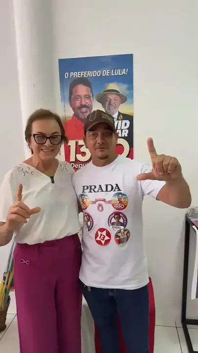 Registro 18 do comitê e da panfletagem na Feira Livre de Riachão do Jacuípe