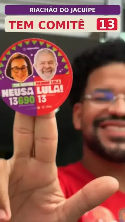Registro 32 do comitê e da panfletagem na Feira Livre de Riachão do Jacuípe