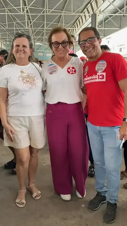 Registro 43 do comitê e da panfletagem na Feira Livre de Riachão do Jacuípe