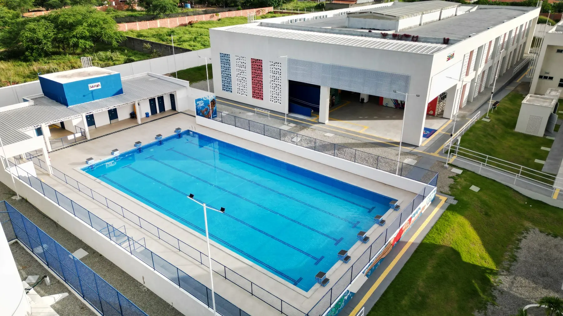 Piscina semiolímpica da nova escola