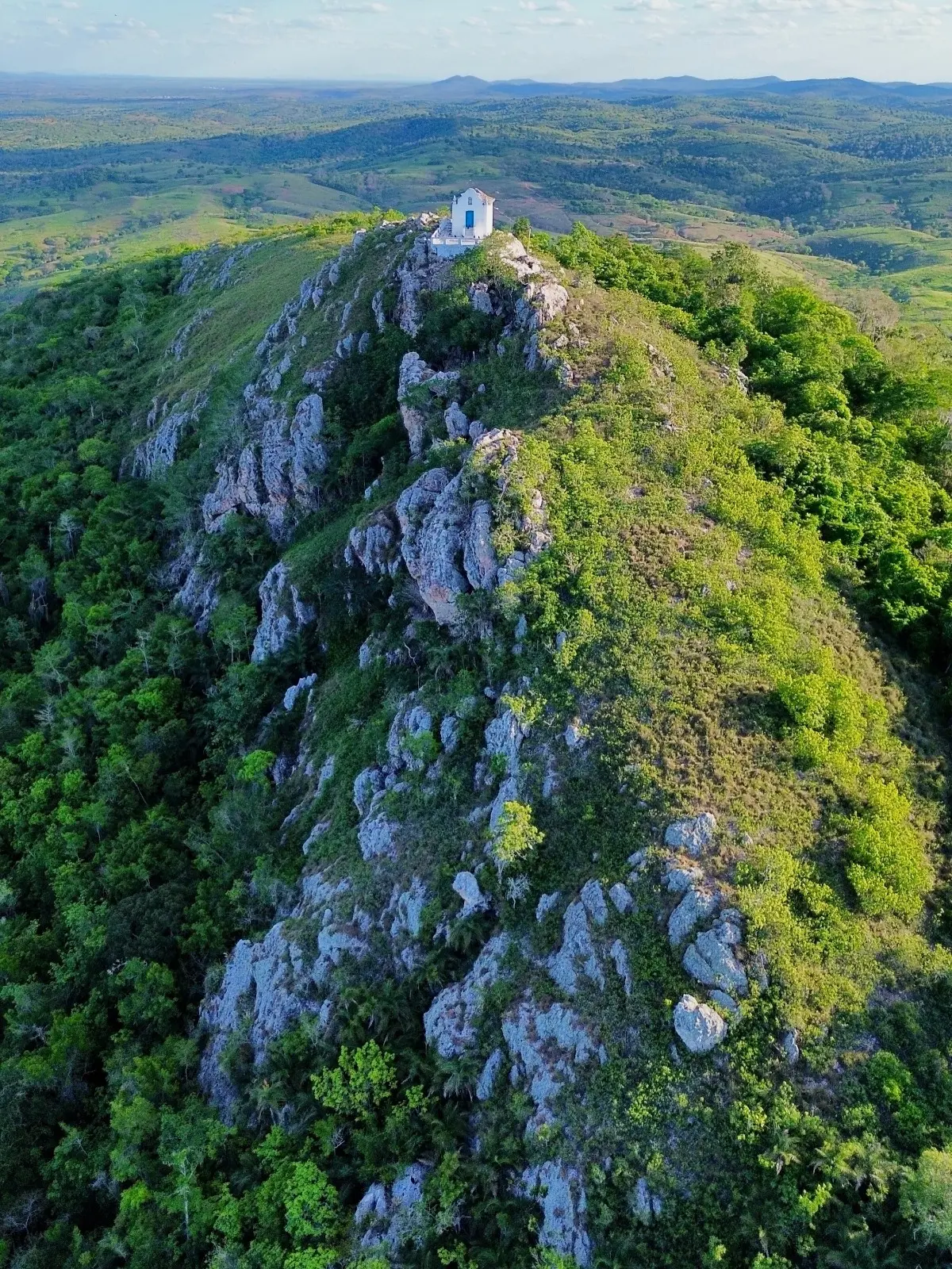 Beleza que atravessa gerações: Natureza, memória e identidade mairiense