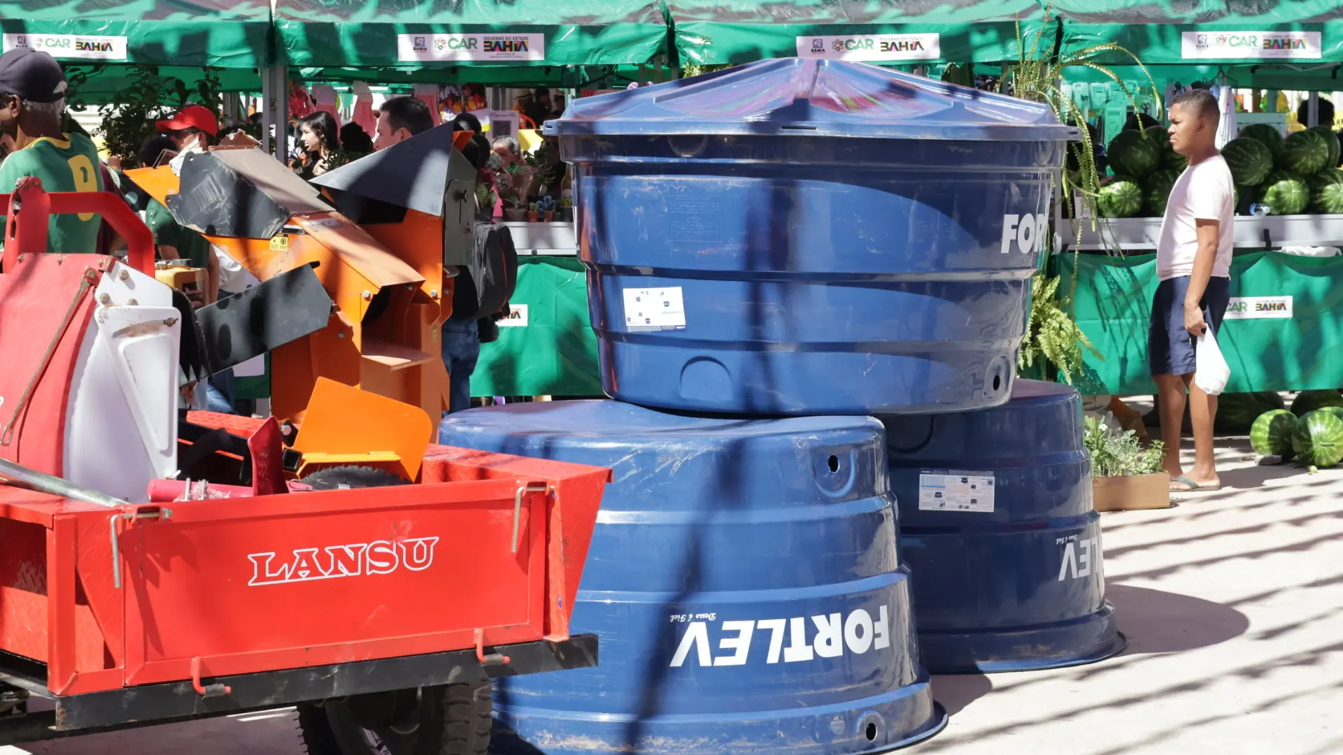 Equipamentos de apoio à produção e ao abastecimento